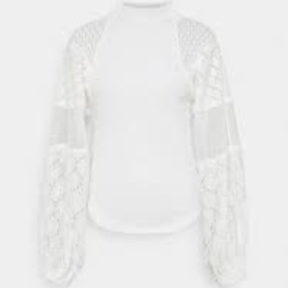 FREE PEOPLE Love Too Much Lace Sleeve Top In Ivory XS like new - Picture 10 of 13
